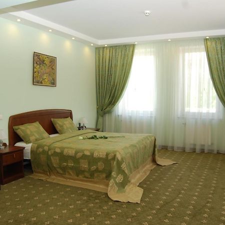 Platinum Hotel تشيسيناو المظهر الخارجي الصورة